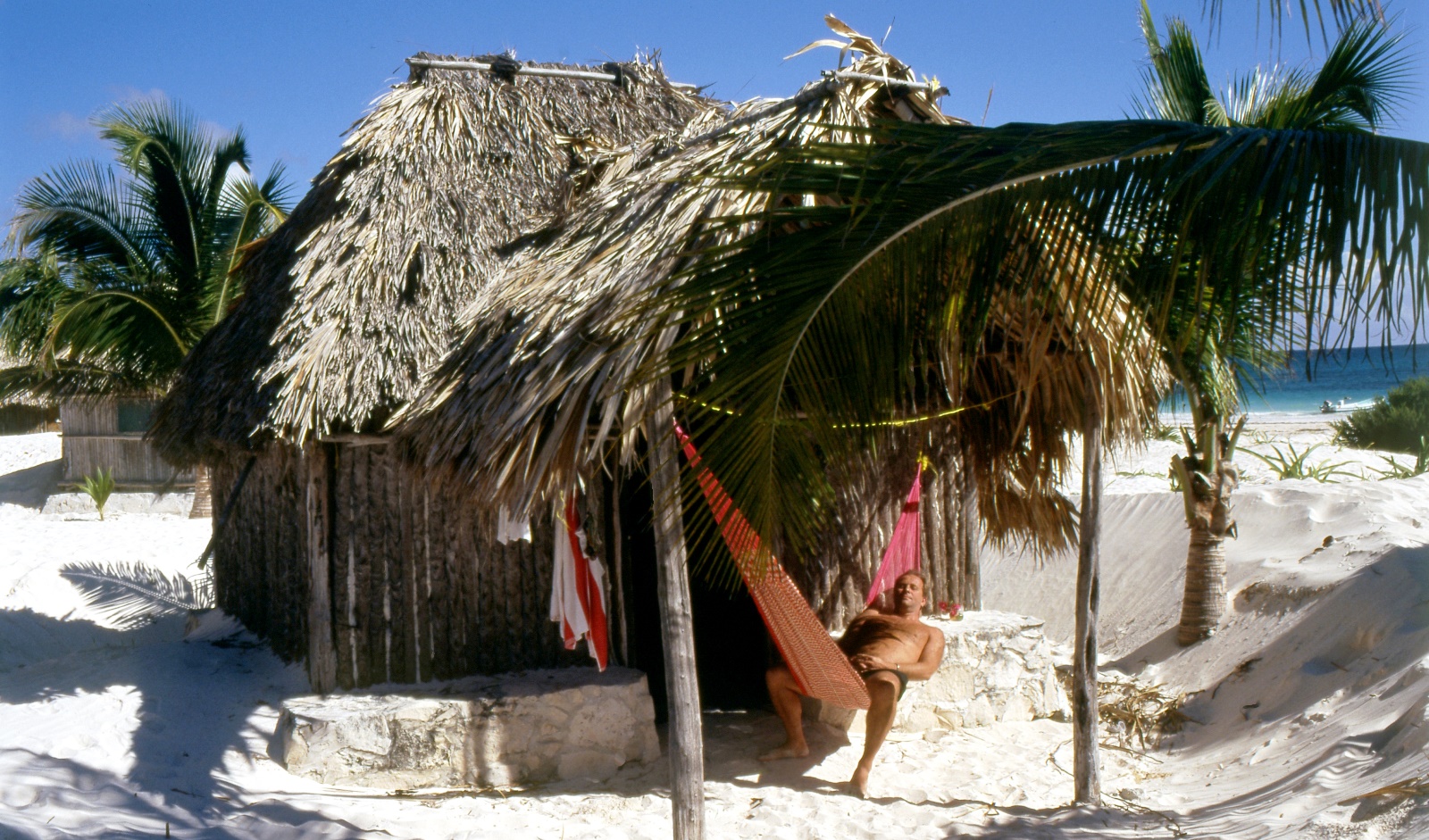 19961122 102   Tulum Don Armando Cabanas   Mexico Dias Film 01 Fnr 903 05